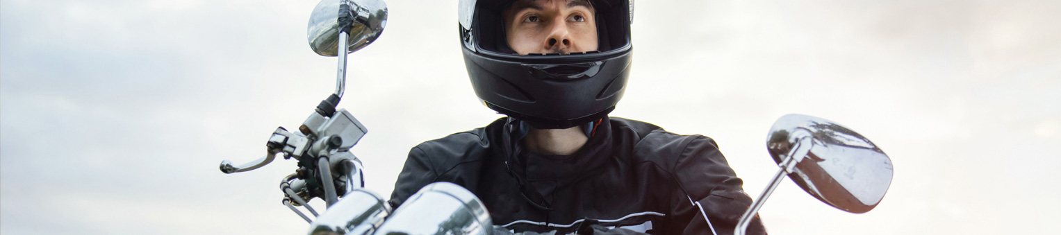 Les équipements moto obligatoires et recommandés