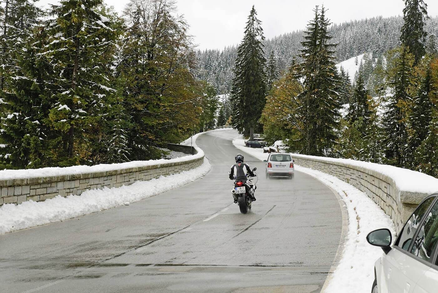 Hivernage de la moto : Zoom sur la garantie intempéries
