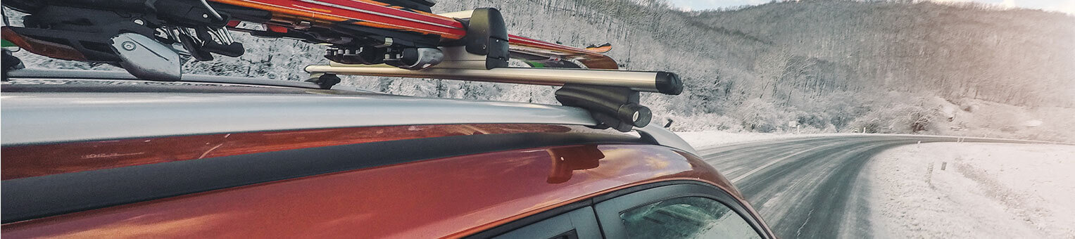 Départ au ski en voiture - Solly Azar