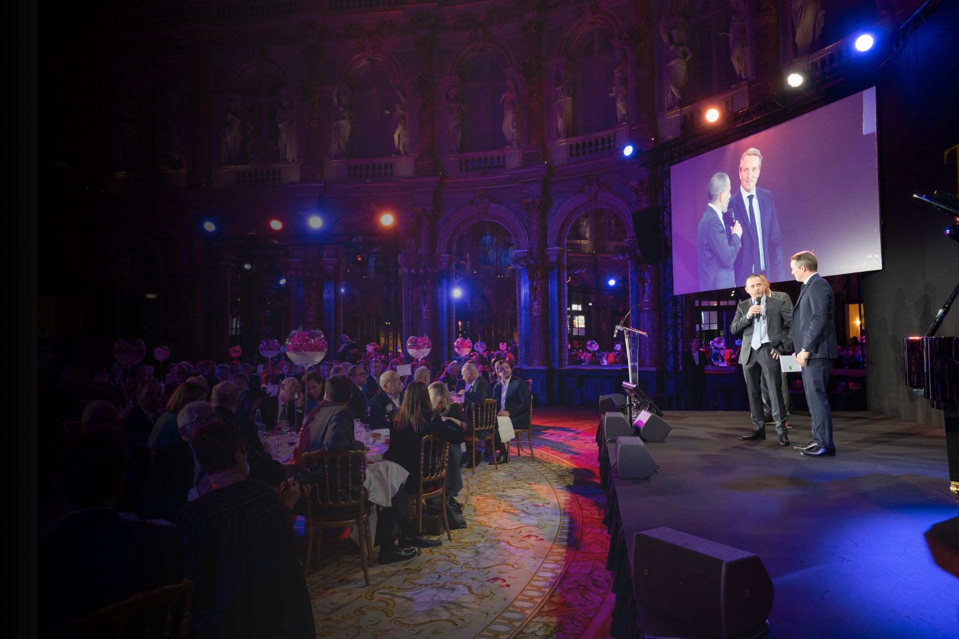 Les Trophées de la Moto 2024 : Solly Azar honore l’excellence dans l’industrie du 2 roues 