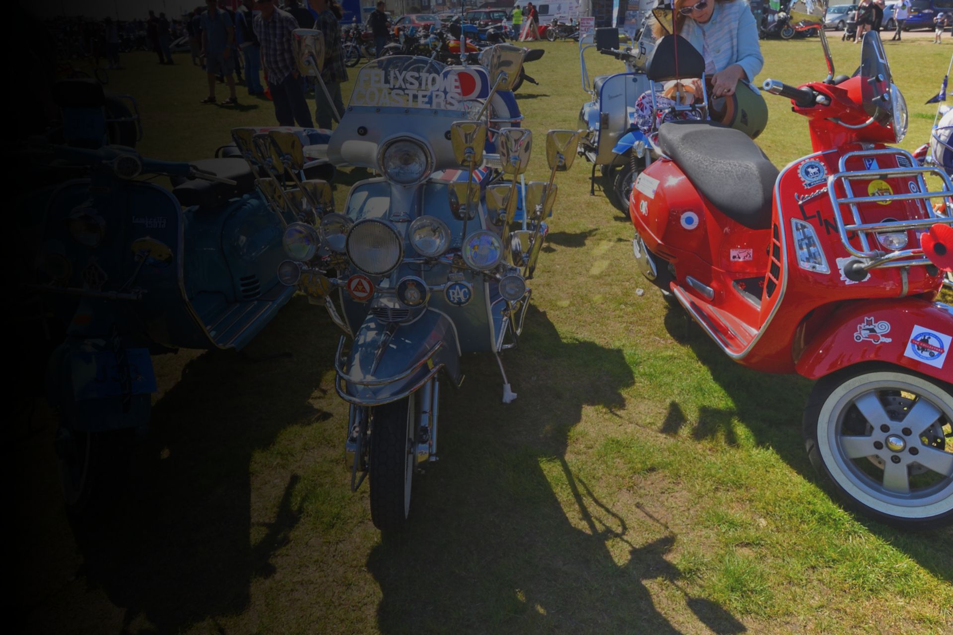 Rétro, vitesse et passion : la Sunday Ride Classic 2025 s’invite au circuit du Castellet