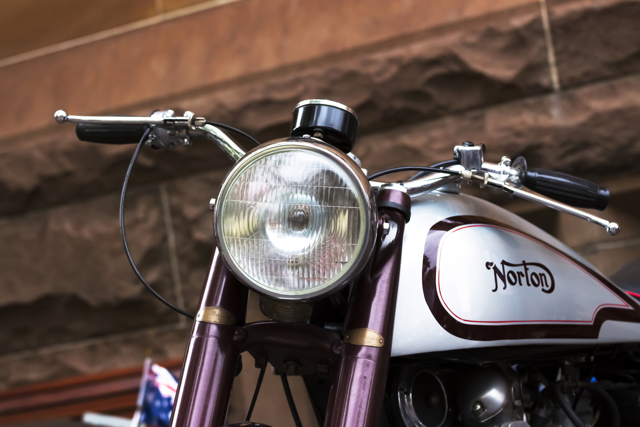 le-boom-des-motos-neo-retro-pourquoi-seduisent-elles-autant