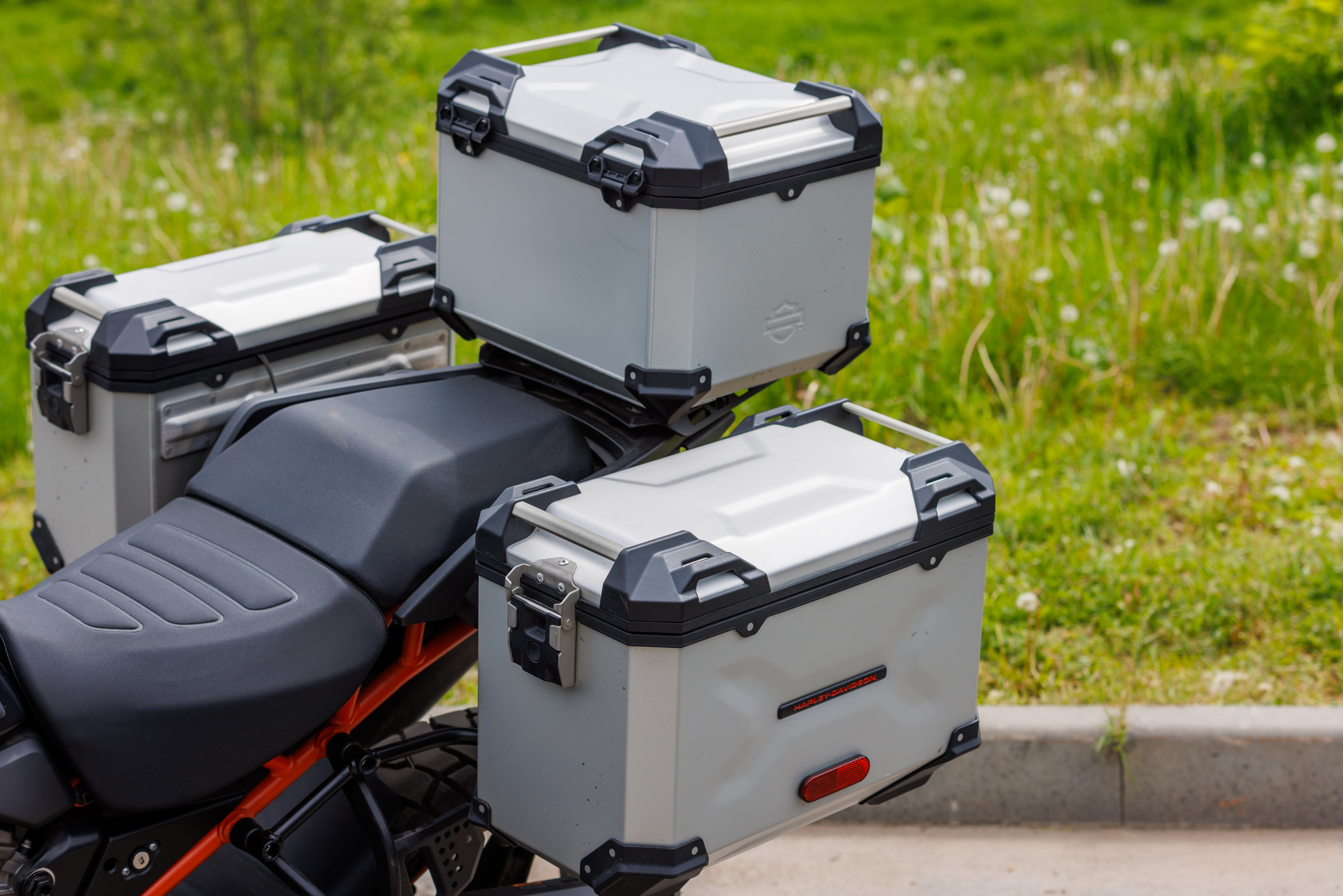 voyager-en-moto-comment-optimiser-bagages-et-sacoches